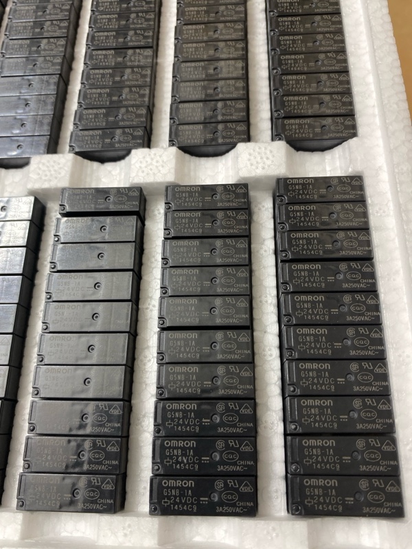 Hình ảnh thực tế sản phẩm Relay G5NB-1A 24VDC - chi tiết cận cảnh