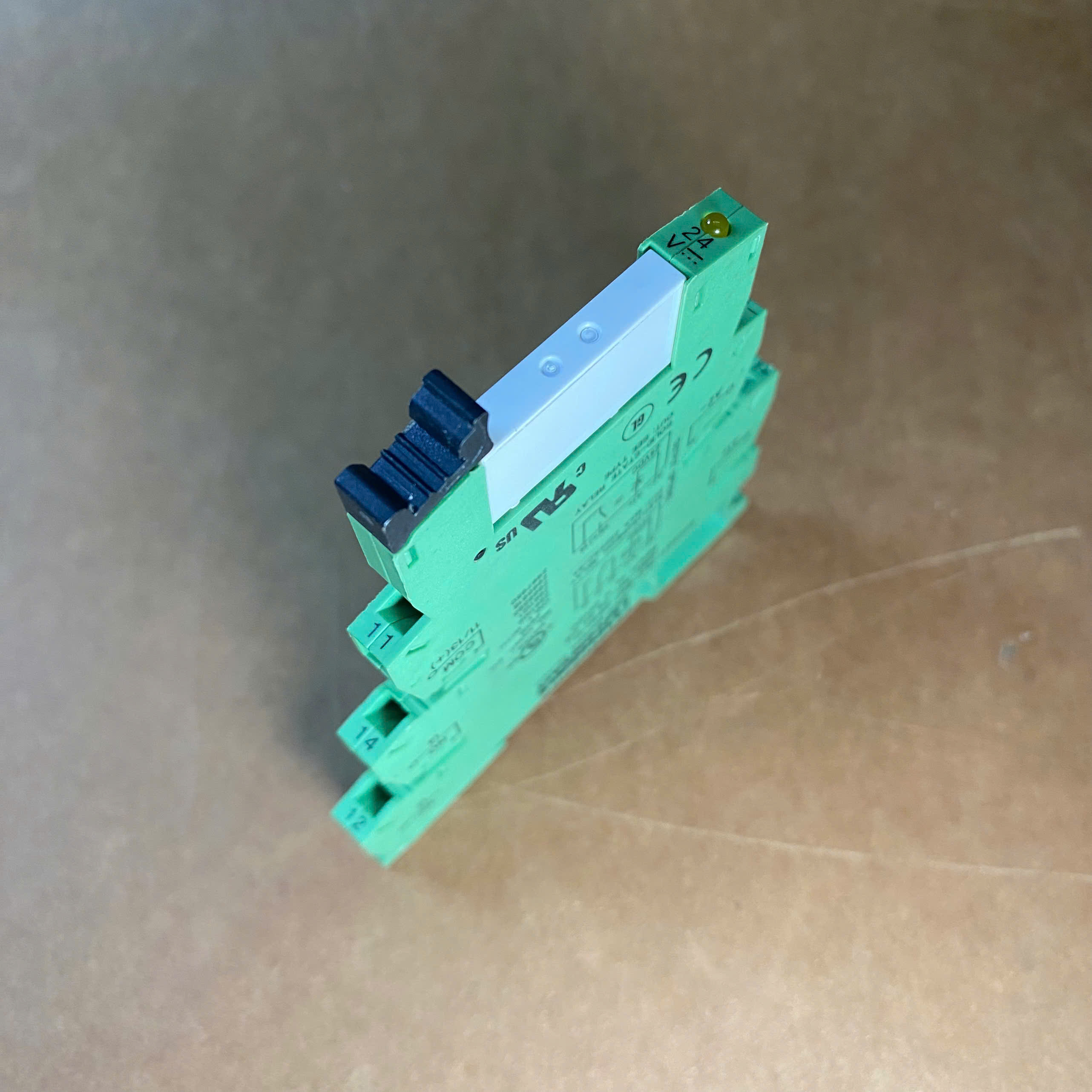 Relay trung gian Phoenix Contact 24VDC 6A