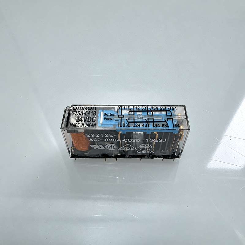 Rơ le an toàn Omron G7SA-5A1B 24VDC với sơ đồ terminal được in trên vỏ trong suốt