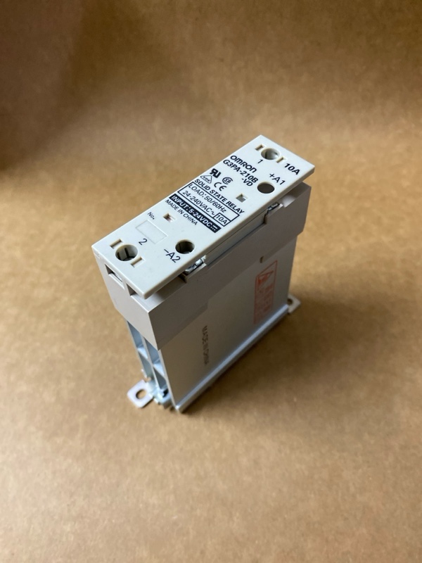 Hình ảnh thực tế rơ le bán dẫn Omron G3PA-210B-VD - góc nhìn tổng thể