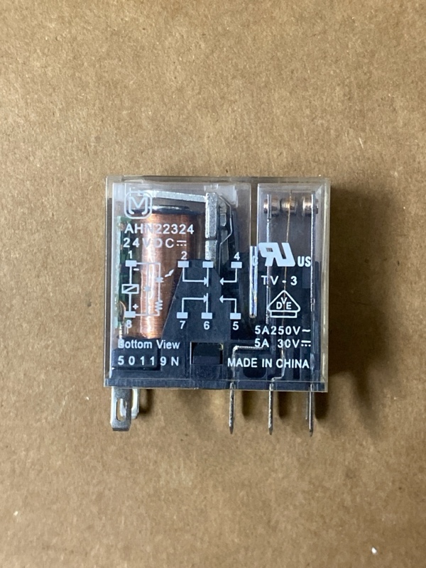 Hình ảnh thực tế sản phẩm Rơ le Panasonic AHN22324 DC24V - góc nhìn tổng thể