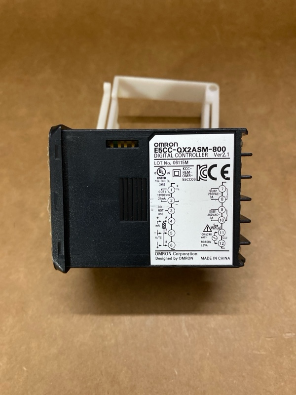 Sơ đồ đấu nối sản phẩm Omron E5CC-QX2ASM-800 - ví dụ 1