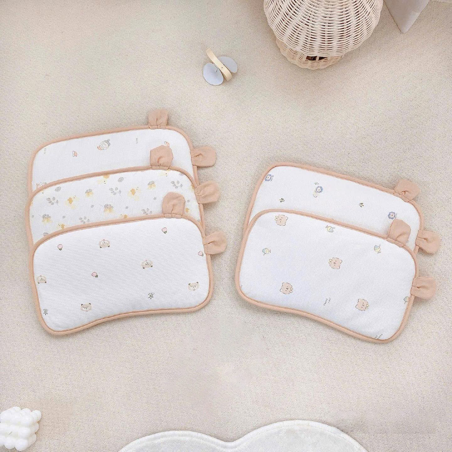 Gối bông sơ sinh tai gấu cotton Monona