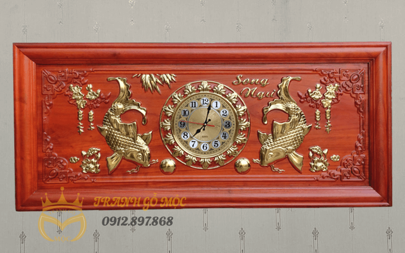 Tranh đồng hồ gỗ hương thếp vàng Lý Ngư Vọng Nguyệt 108x48cm - TGM2003