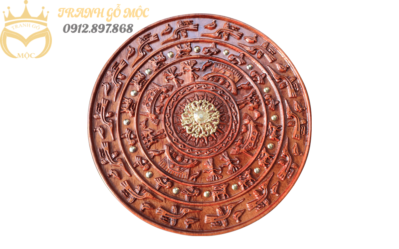 Hộp đựng bánh kẹo Tết bằng gỗ gõ hình tròn 31x10cm - TGM4001
