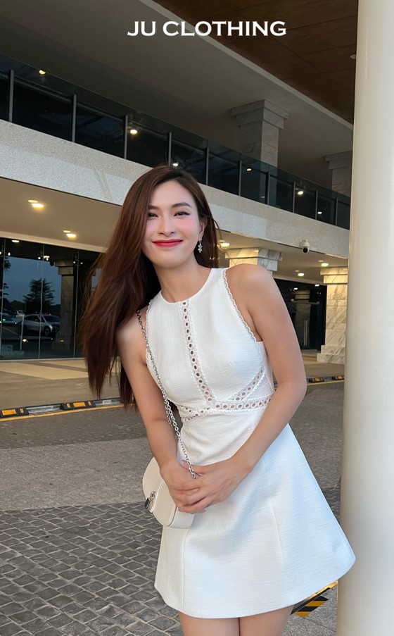 iris dress