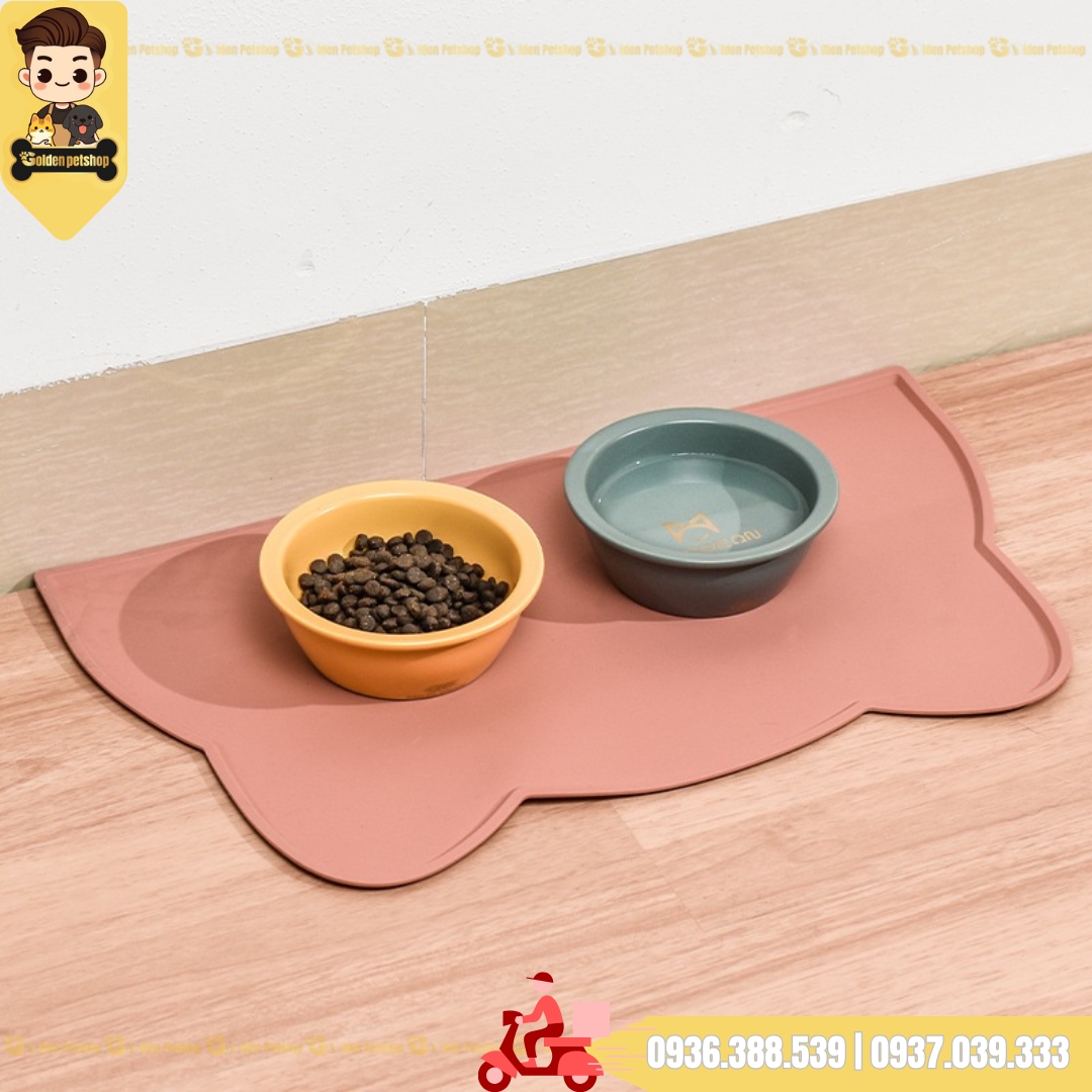 Tấm lót ngăn vương vãi thức ăn, nước uống - Chất liệu silicon