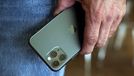iPhone 11 Pro Max có cấu hình mạnh và cực nhỏ gọn