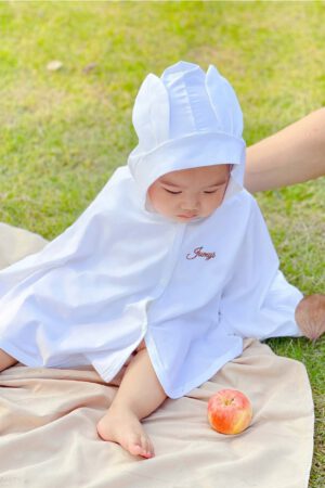 Áo choàng Jumy – Màu Trắng