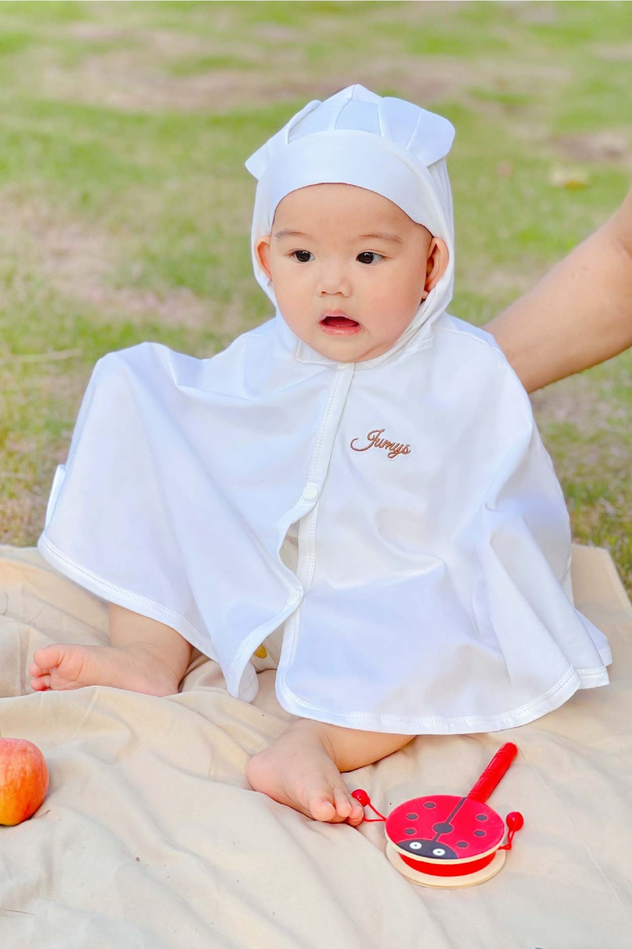 Áo choàng Jumy – Màu Trắng