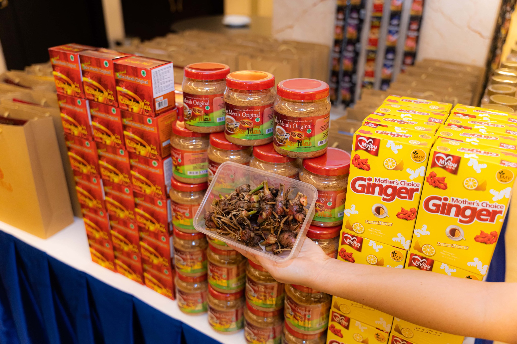 Trà Gừng đỏ nguyên chất CANGKIR MAS 200gram