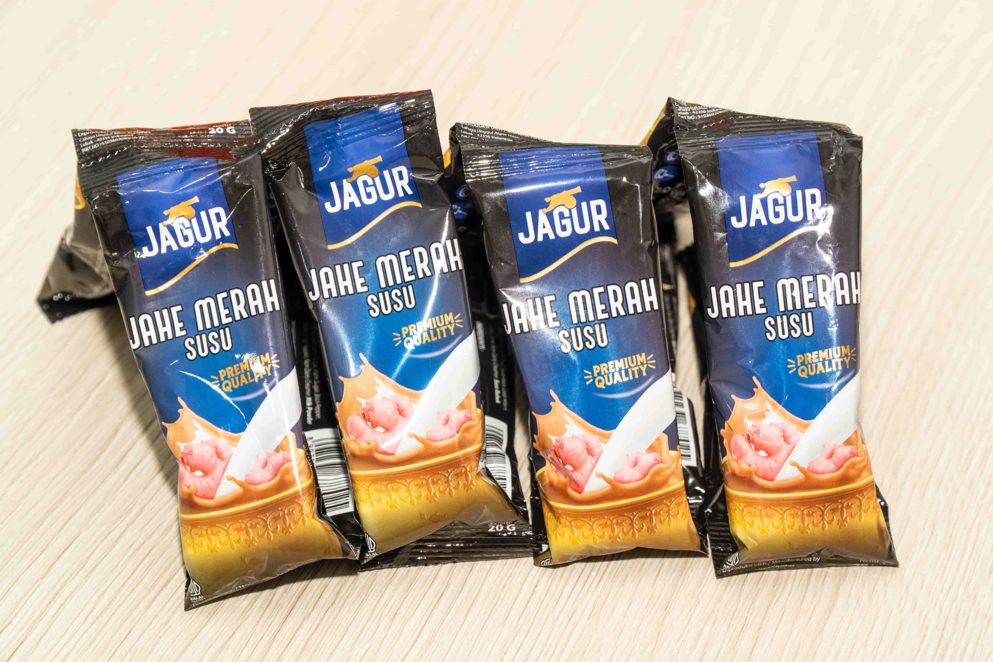 Trà Gừng đỏ JAGUR vị sữa (Túi 12 gói)