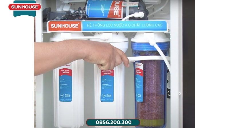 Thay lõi lọc 123 Sunhouse thay cốc