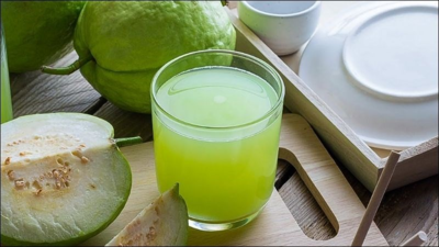 Ép Ổi Bằng Máy Ép Chậm: Công Thức Nước Ép Sánh Mịn Chuẩn Vị