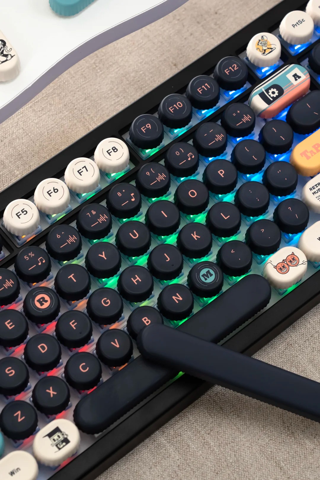 Keycaps Akko nắp chai Rock Cat ( PBT/ Dyesub5D )