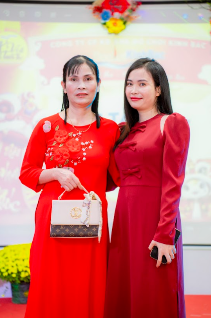 🎉🎂 CHÚC MỪNG SINH NHẬT CÔ NGUYỄN THỊ THÊU – 01/01 – ĐỒ CHƠI KINH BẮC 🎂🎉