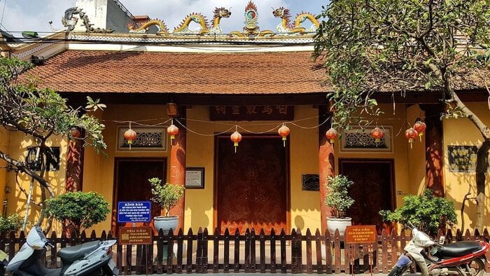 5 Lời Thỉnh Cầu Linh Ứng Nhất Tại Đền Bạch Mã – Chốn Tâm Linh Giữa Lòng Hà Nội