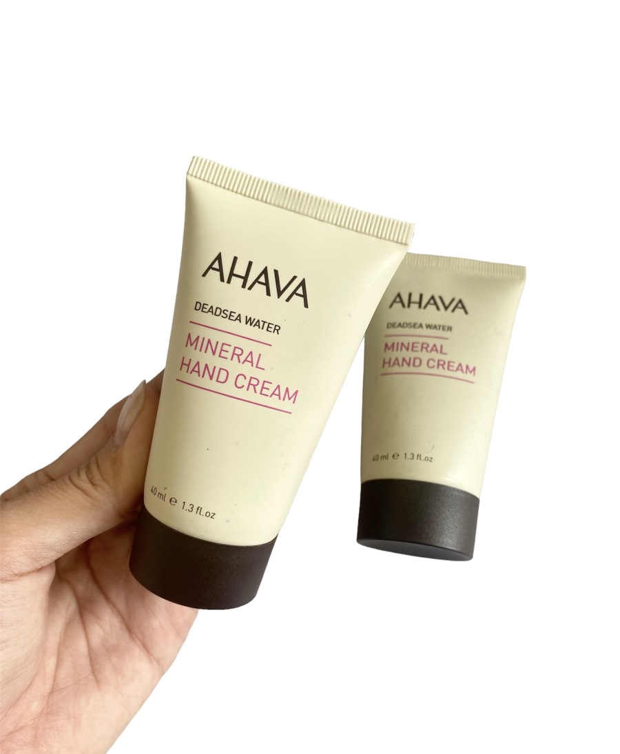 Rus tilida lezbiyen boss va kotiblar Juda katta eshak porno