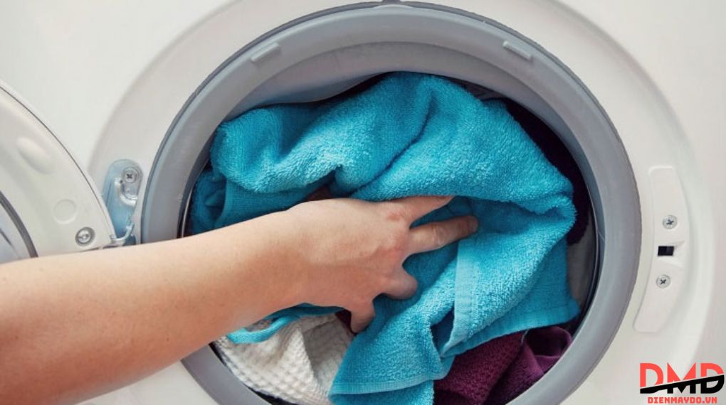 Cách sử dụng máy giặt tiết kiệm điện và nước hiệu quả tại nhà