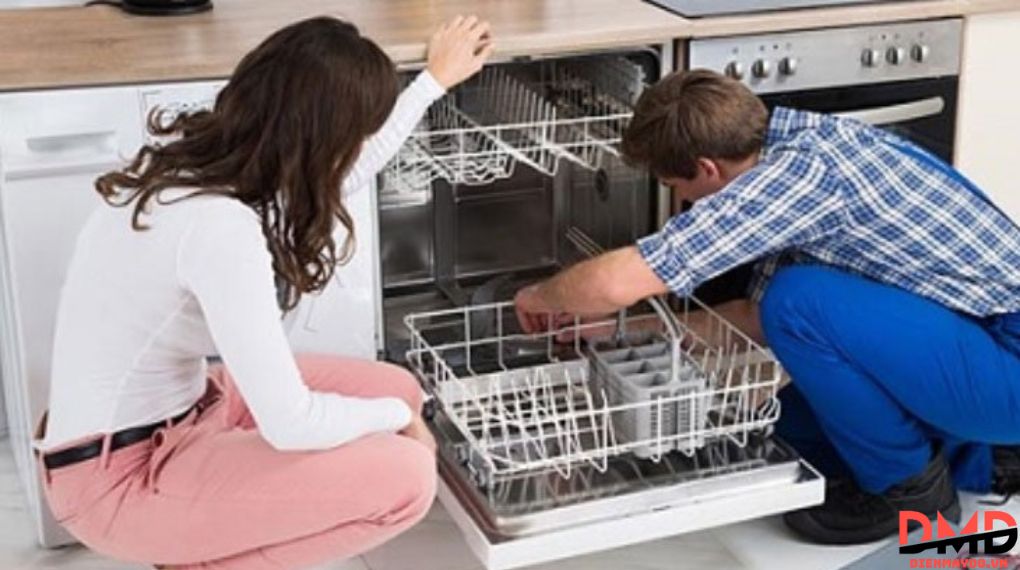 Máy rửa bát báo lỗi – nguyên nhân và xử lý tại nhà