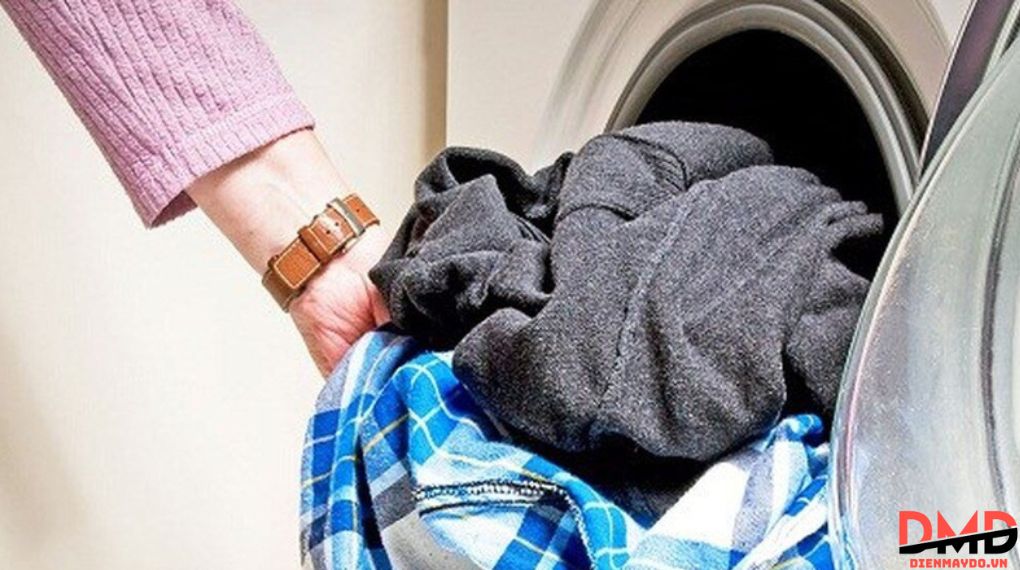 Lỗi thường gặp khi dùng máy sấy và cách khắc phục tại nhà