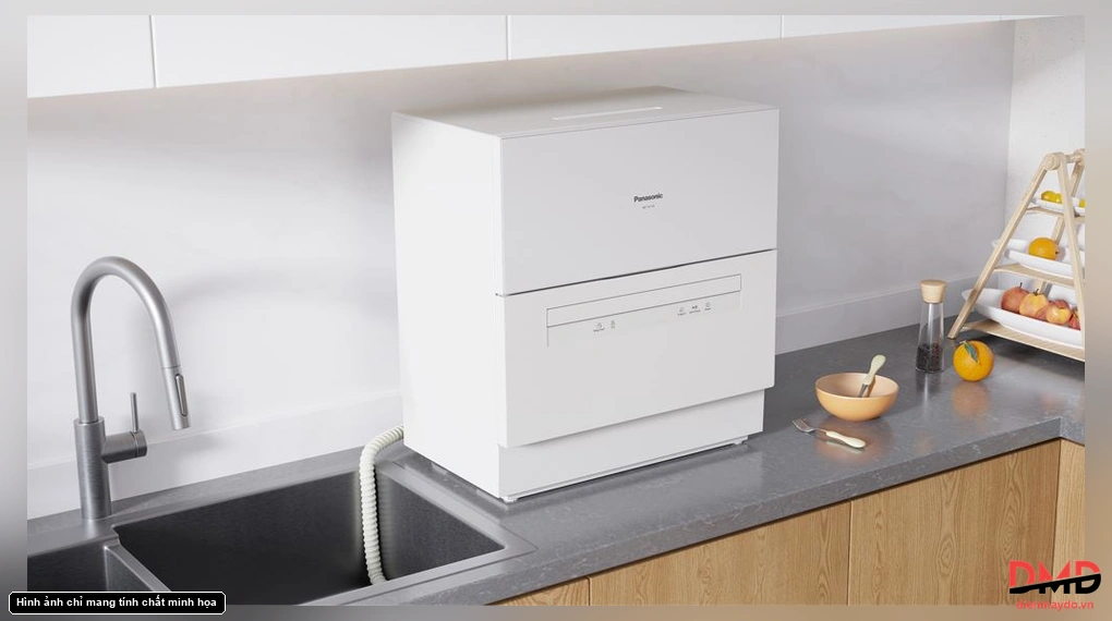 Máy rửa bát Panasonic NP-TH1WEVN