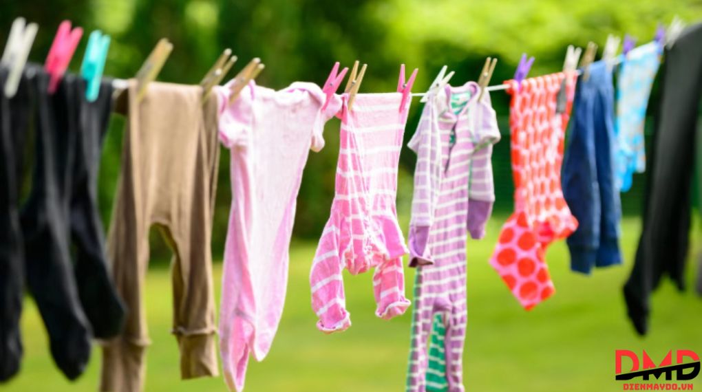 Máy sấy có làm nhăn quần áo không? Cách giảm nhăn hiệu quả