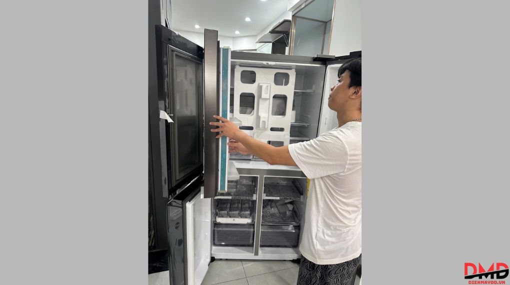 Tổng Kho Điện Máy Đỏ Hà Nội là ai?