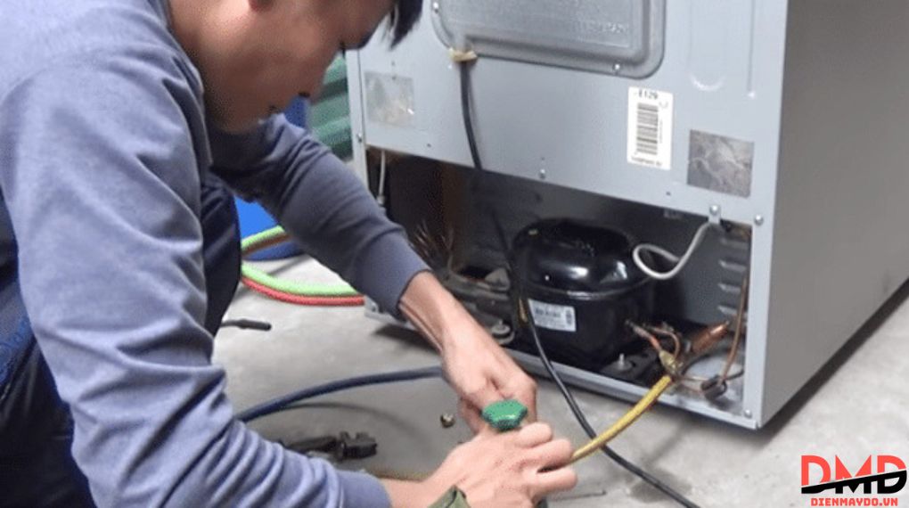 Tủ lạnh chạy liên tục không ngắt – có nguy hiểm không?