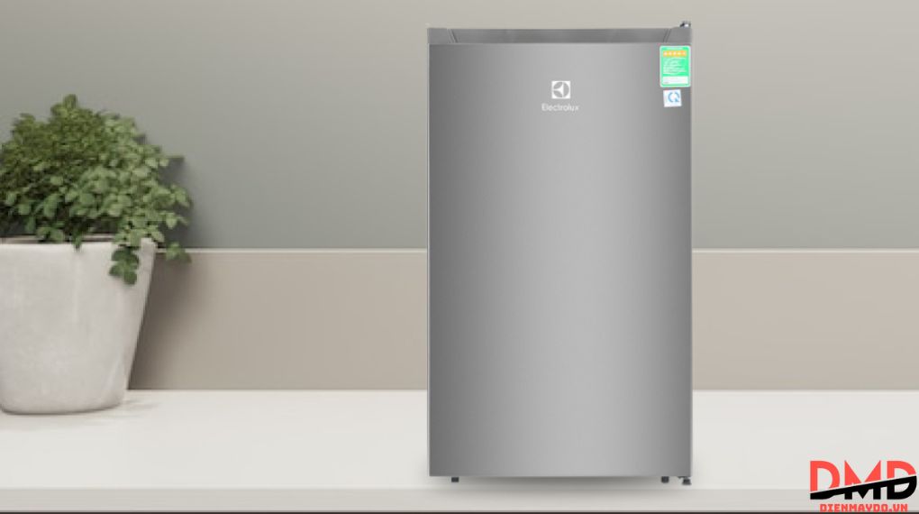 Tủ lạnh Electrolux 94 lít EUM0930AD-VN