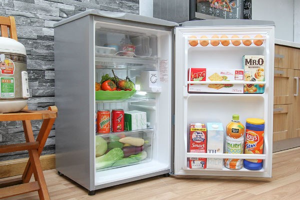 Tủ Lạnh Mini Giá Rẻ: Phù Hợp Với Người Độc Thân và Văn Phòng Nhỏ