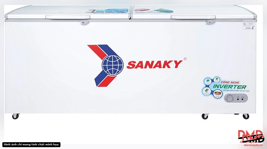 Front view of Tủ đông Sanaky Inverter 761 lít VH-8699HY3 closed