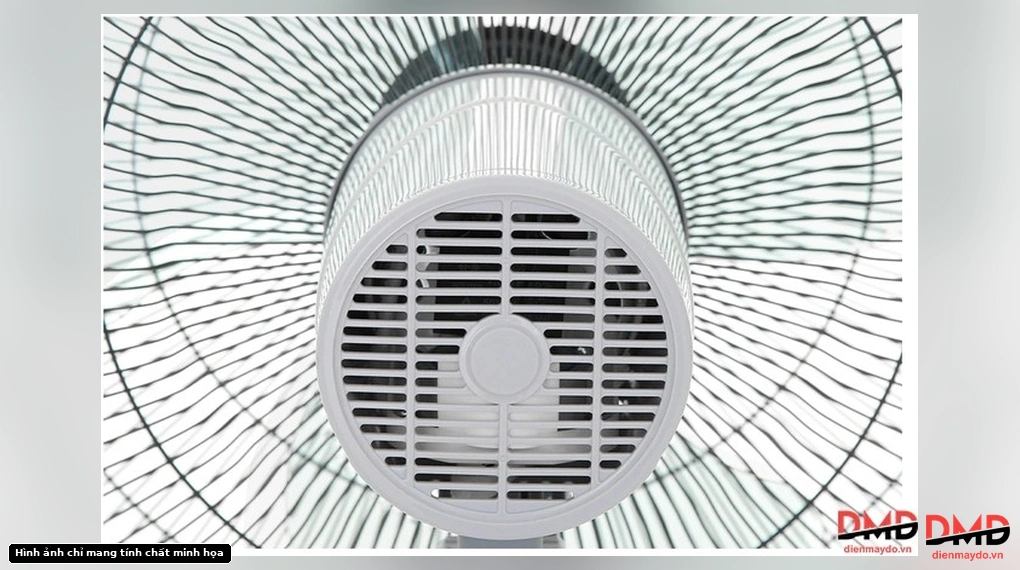 Close-up view of the motor housing on the Quạt đứng Sharp PJ-S40RV-LG stand fan