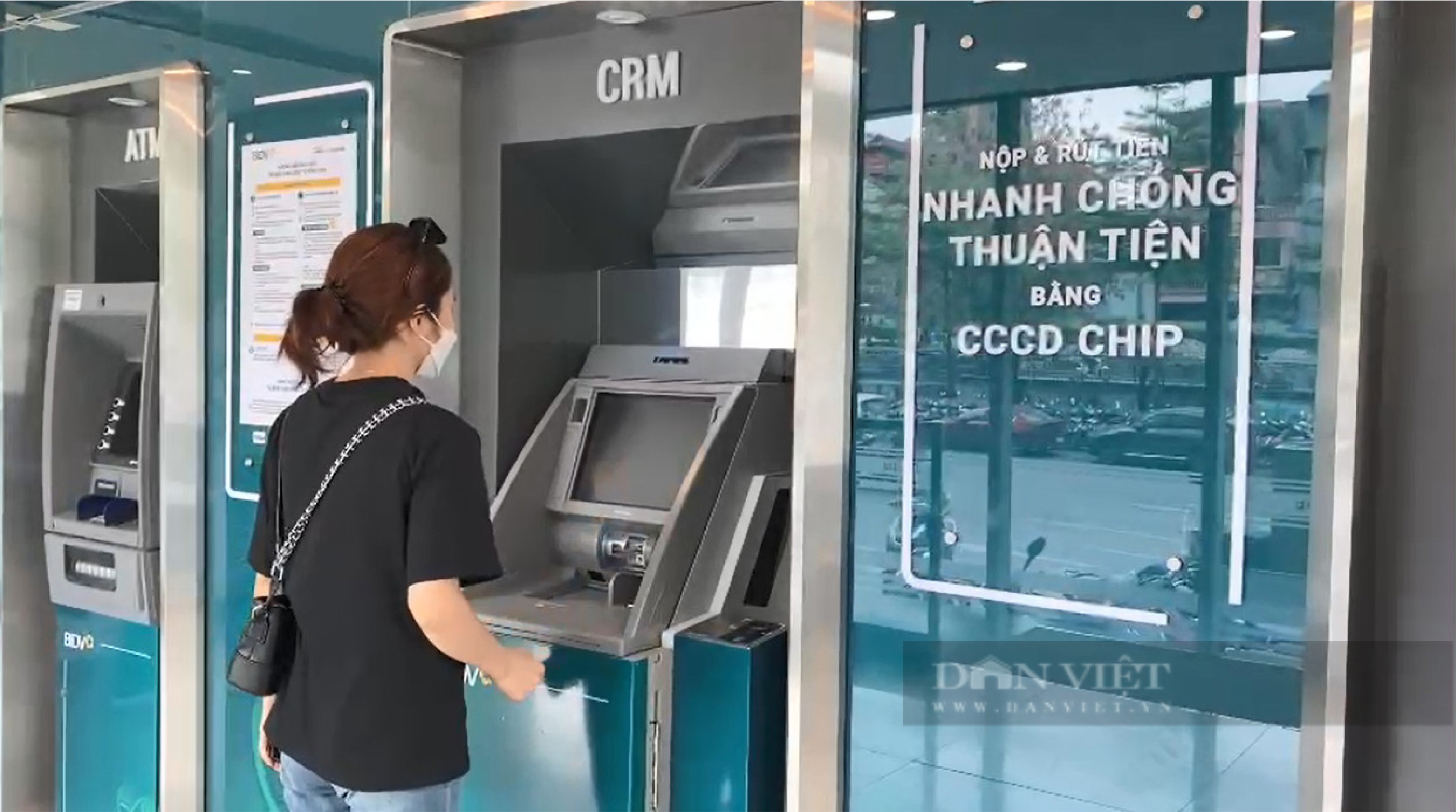 Video trải nghiệm rút tiền bằng căn cước công dân gắn chíp