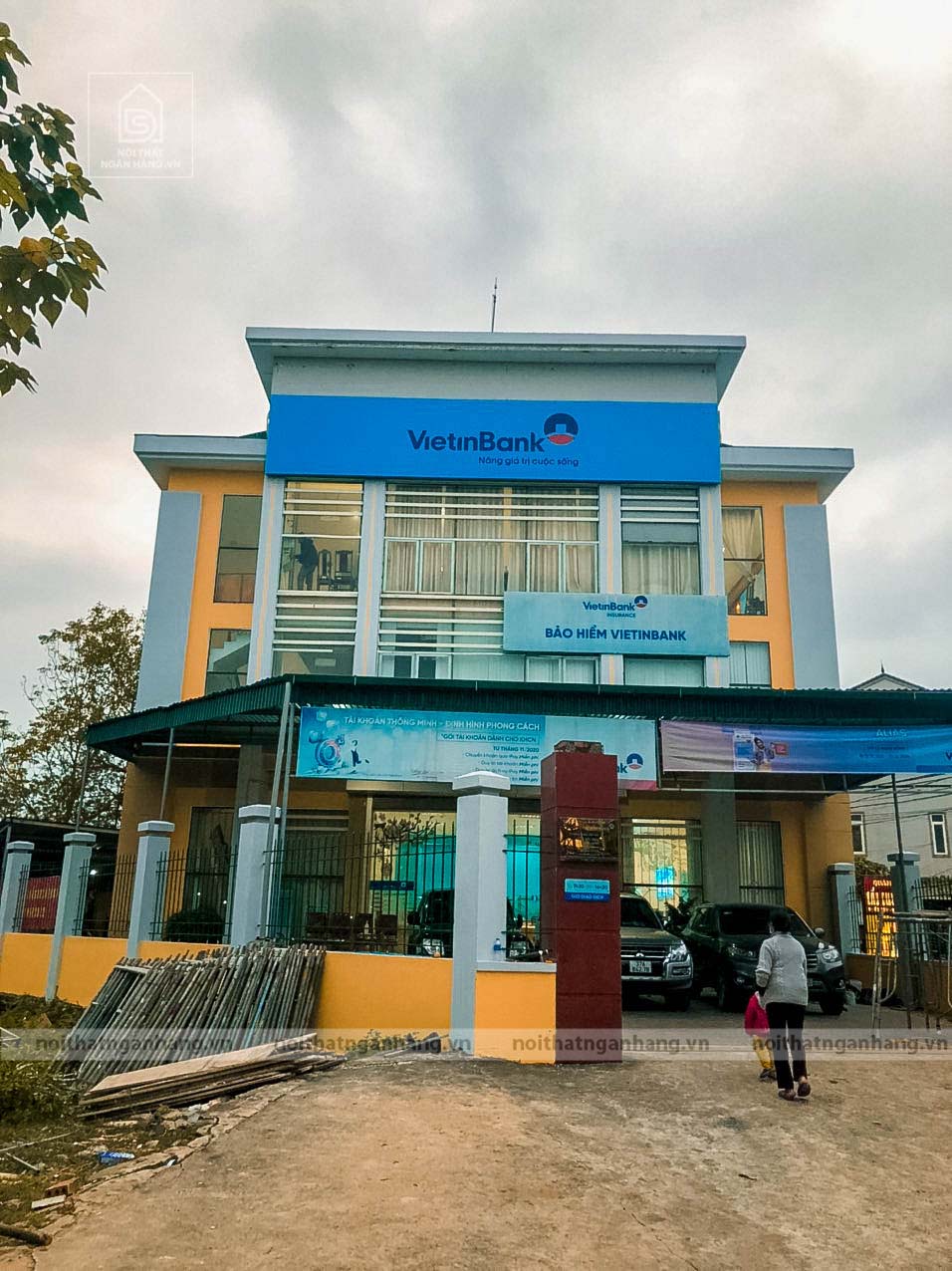 Nội thất, biển bảng quảng cáo  theo tiêu chuẩn vật liệu 3M phòng giao dịch Vietinbank