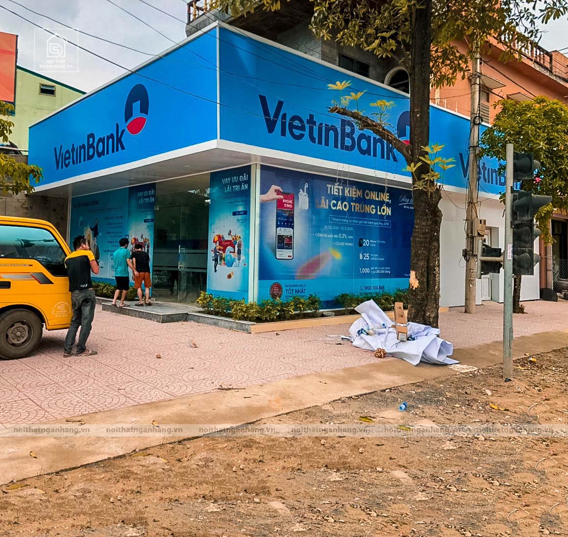 Nội thất, biển bảng quảng cáo theo tiêu chuẩn vật liệu 3M phòng giao dịch Vietinbank Đô Lương