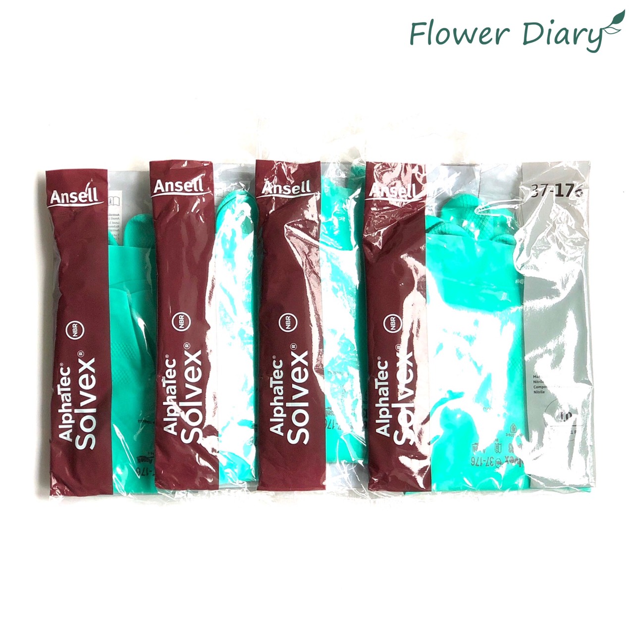 Găng tay cao su xanh