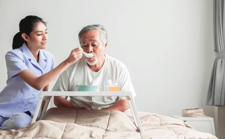 AI KHÔNG NÊN ĂN YẾN SÀO