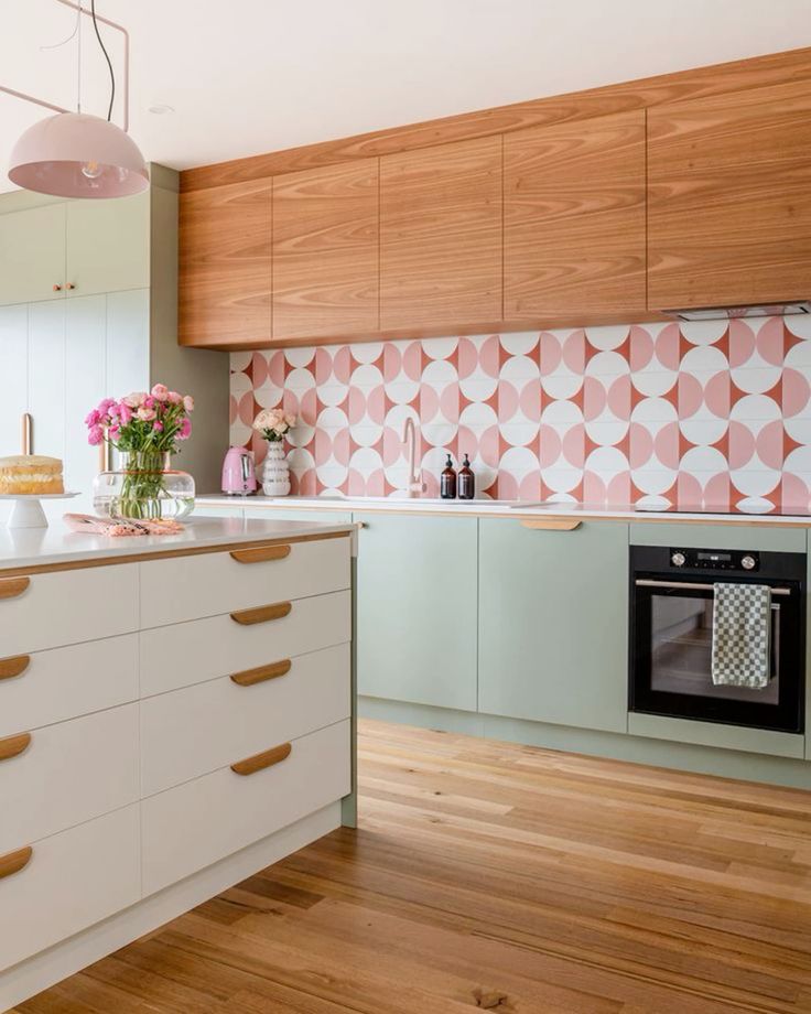 Trang trí bếp bắng decal dán bếp