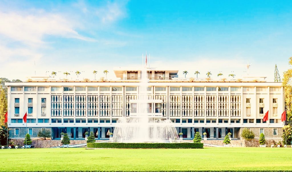 DINH ĐỘC LẬP - ĐẦM SEN NƯỚC 1 NGÀY CÔNG TY TNHH SẢN XUẤT THƯƠNG MẠI DỊCH VỤ THIÊN NGÔN
