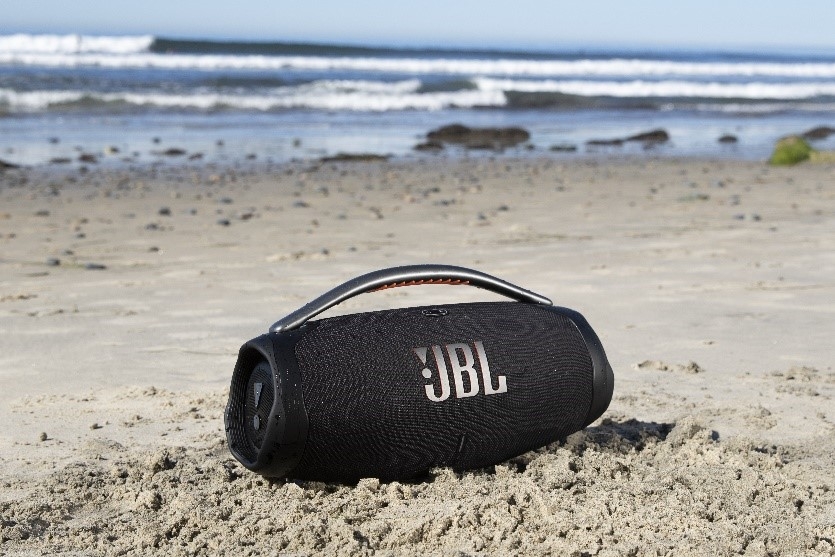 JBL Boombox 3 Thời lượng pin 24 giờ siêu khủng