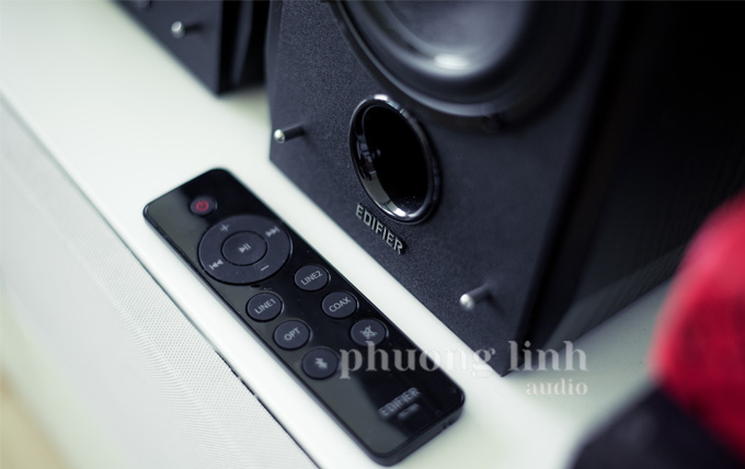 Loa R1855DB đầy đù phụ kiện