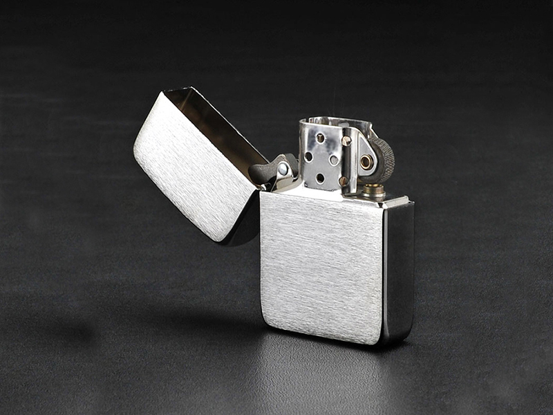 Những điều cần lưu ý khi lần đầu sử dụng bật lửa Zippo