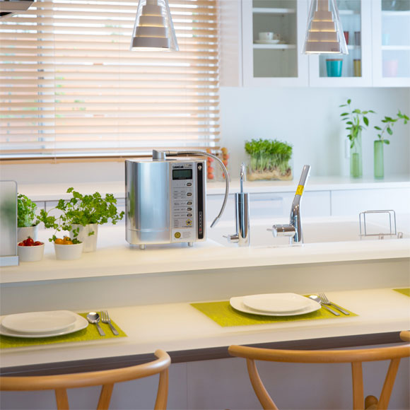 Máy lọc nước điện giải Kangen SD501 Platinum