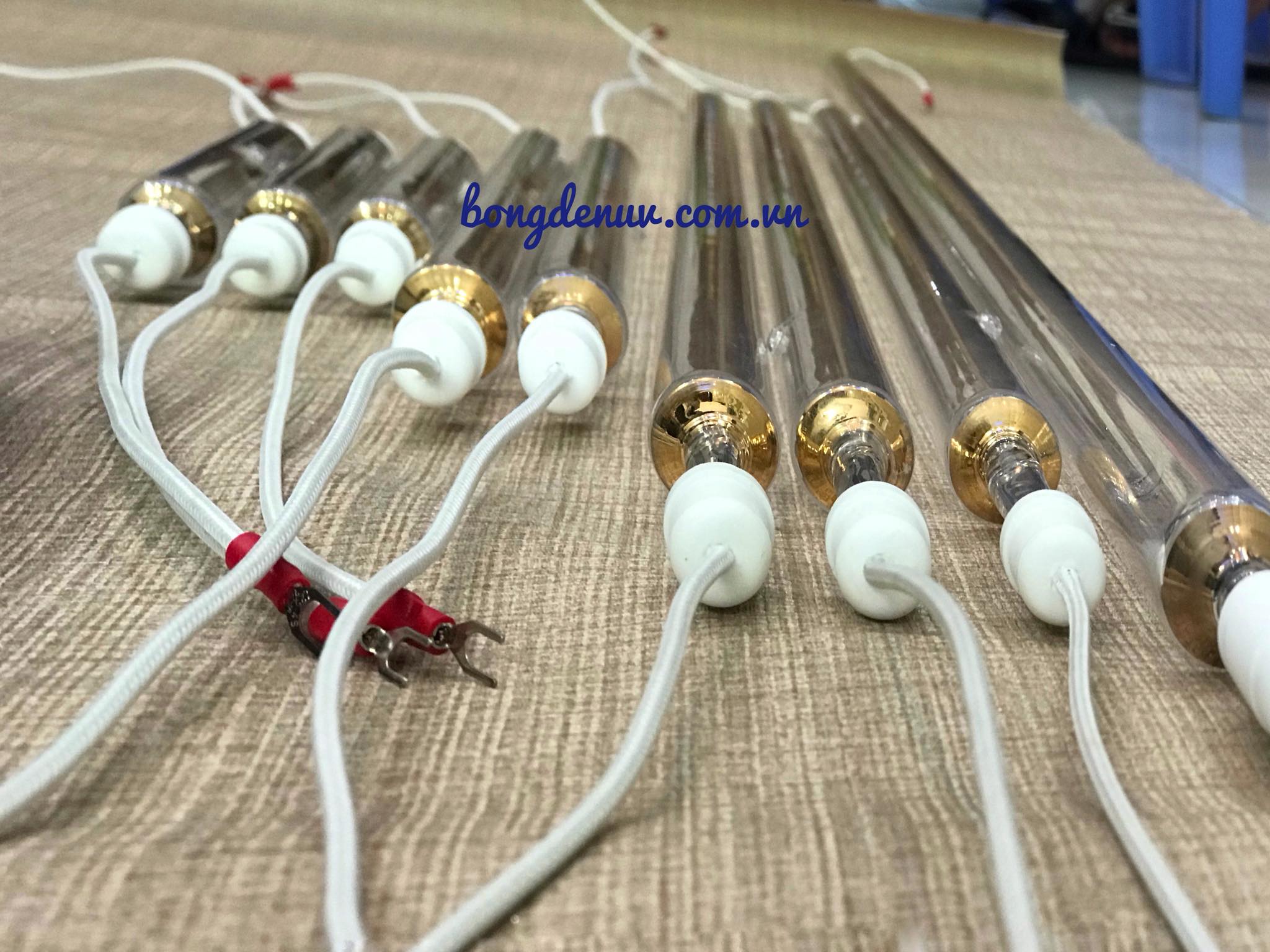 BÓNG ĐÈN SẤY UV LÀ GÌ, BÓNG ĐÈN SẤY UV HOẠT ĐỘNG NHƯ THẾ NÀO