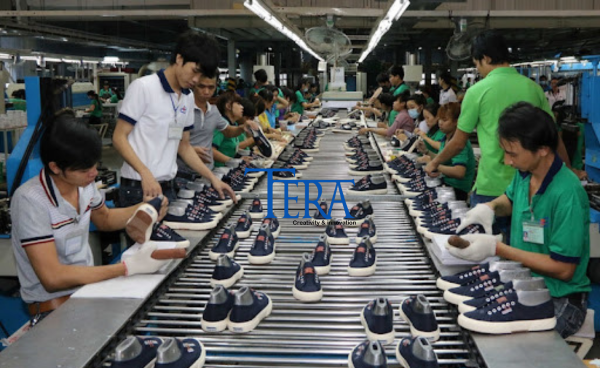 So sánh đèn hồng ngoại và phương pháp gia nhiệt đế giày truyền thống