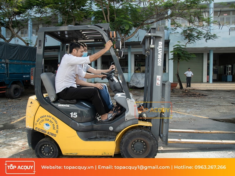 Sơ đồ mạch điện xe nâng như thế nào?