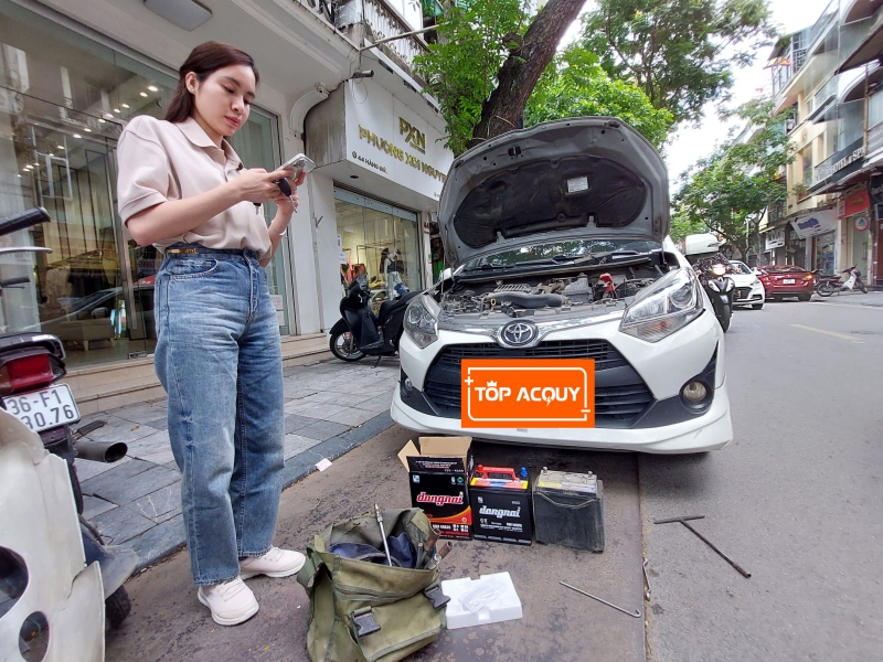 Dịch vụ cứu hộ, thay ắc quy ô tô tại Hoàng Mai - Nhanh chóng, phục vụ 24/7