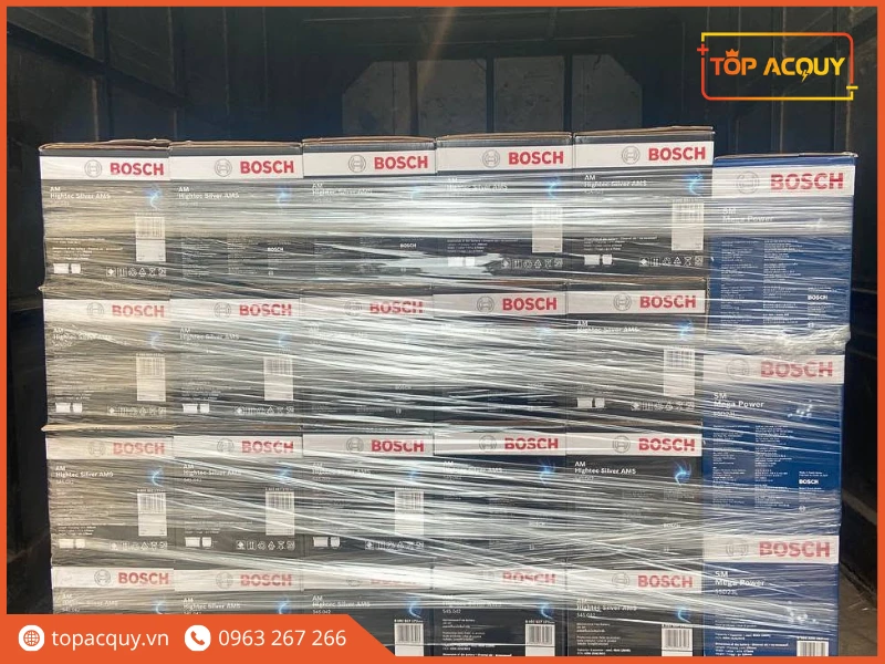 Kiện hàng pallet ắc quy ô tô Bosch chính hãng tại kho Topacquy