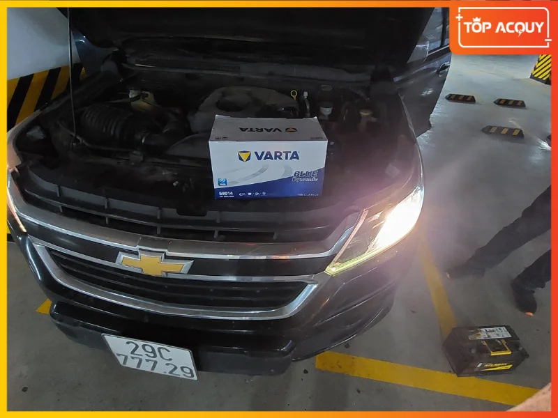 Lắp đặt ắc quy Varta Blue Dynamic model 58014 cho Chevrolet Colorado 